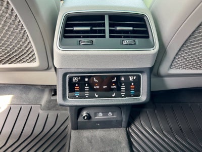 2024 Audi Q8 e-tron Prestige quattro