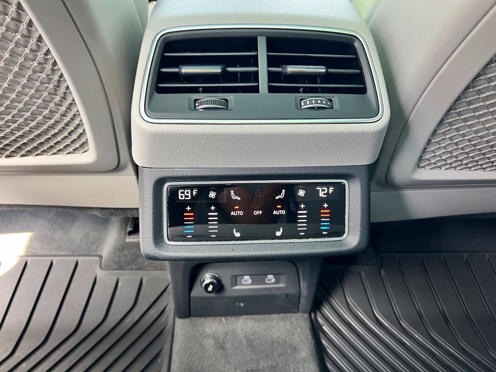 2024 Audi Q8 e-tron Prestige quattro