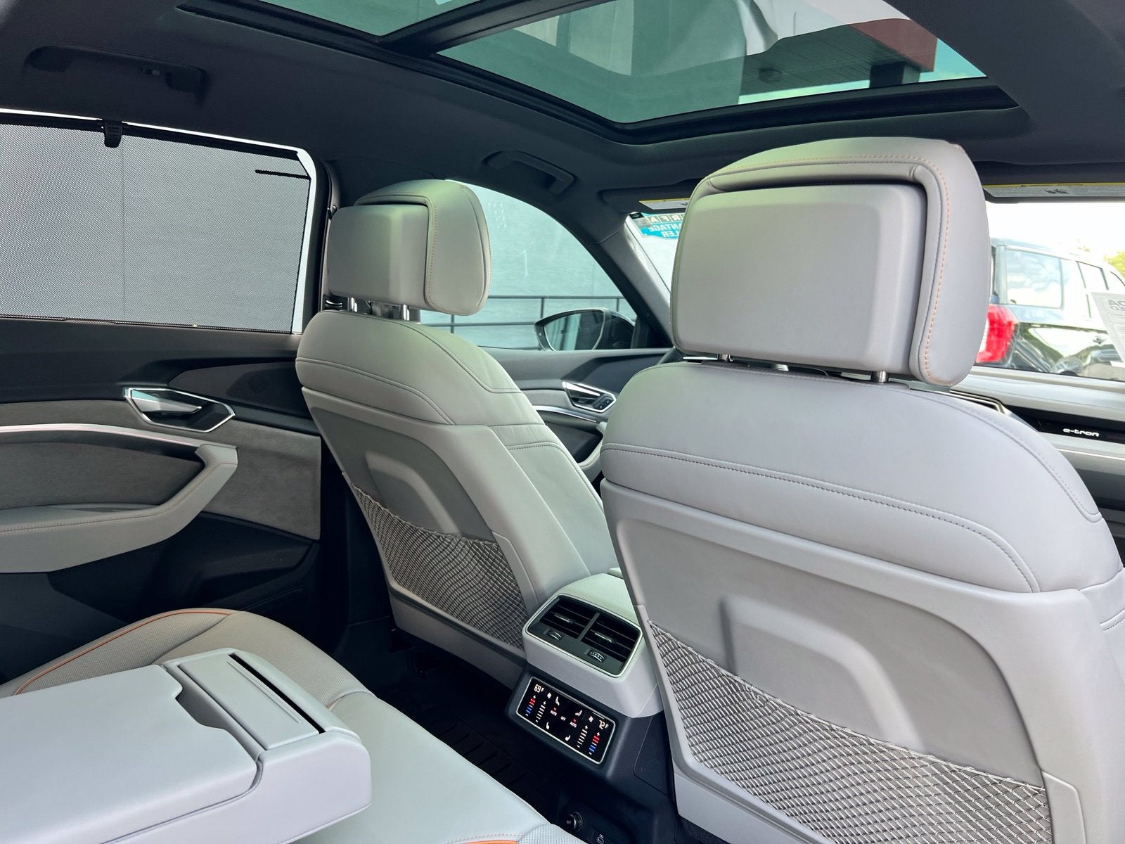 2024 Audi Q8 e-tron Prestige quattro