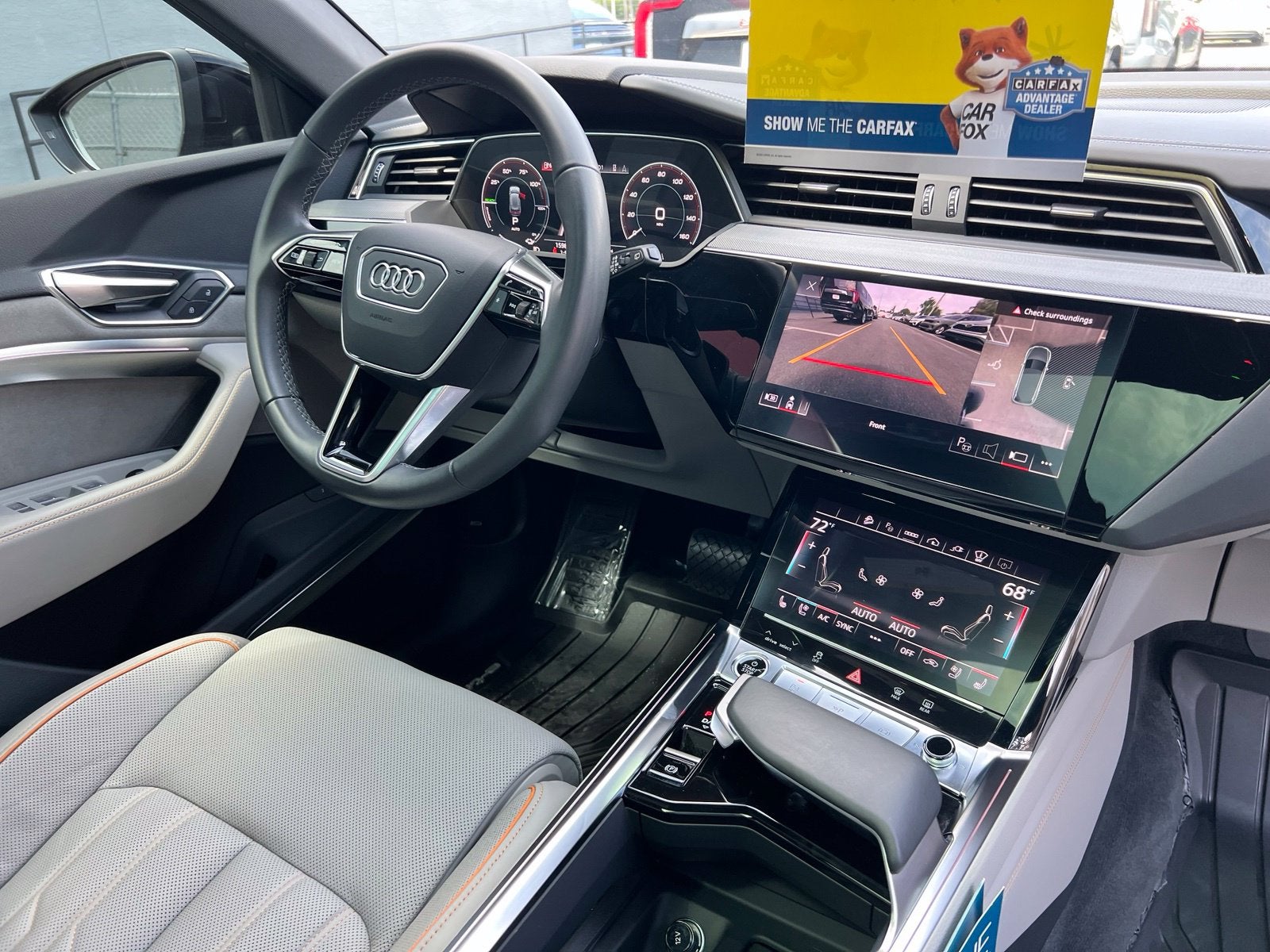 2024 Audi Q8 e-tron Prestige quattro