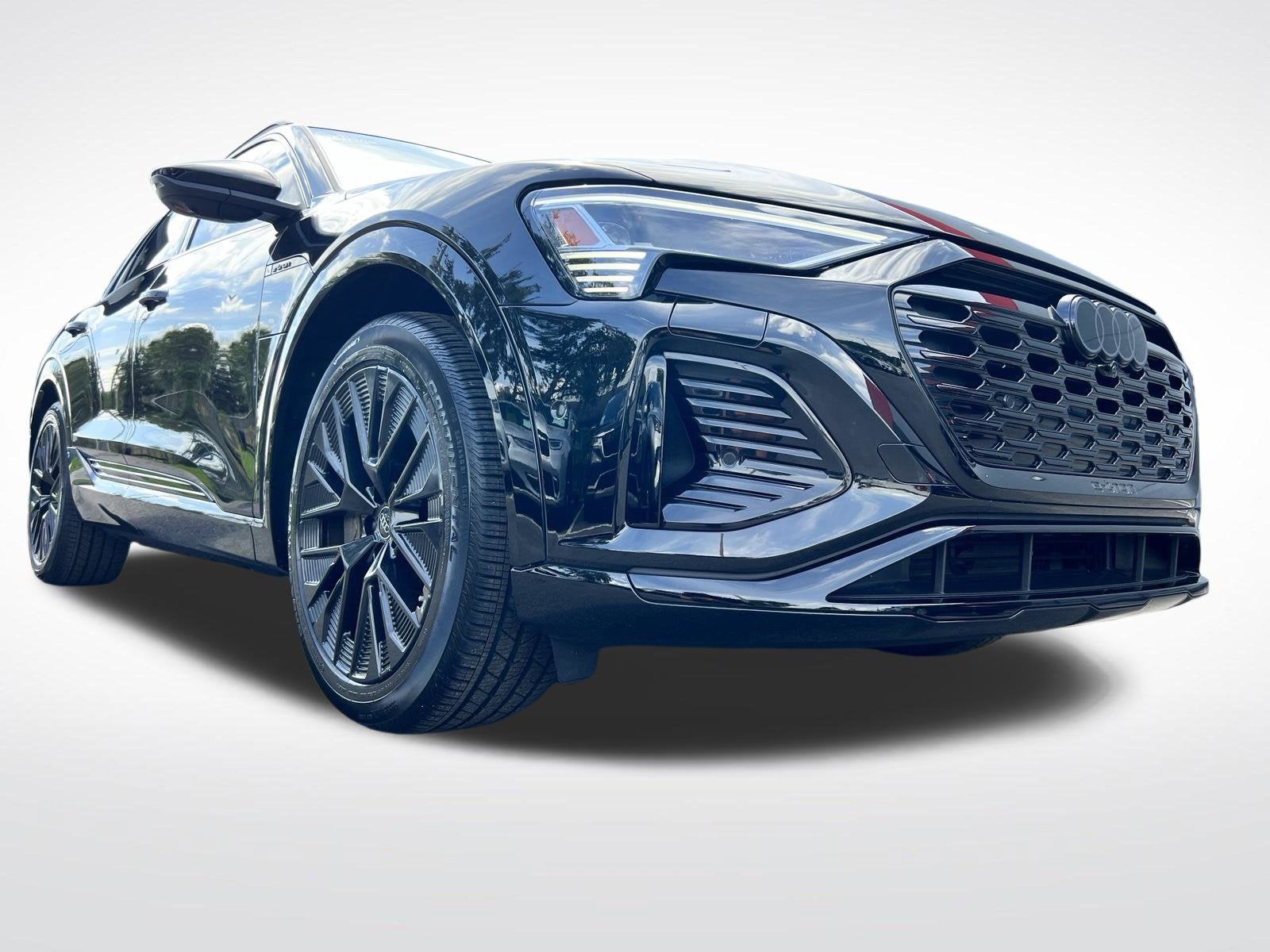 2024 Audi Q8 e-tron Prestige quattro