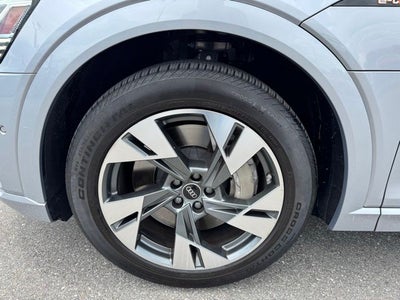 2022 Audi e-tron Premium quattro