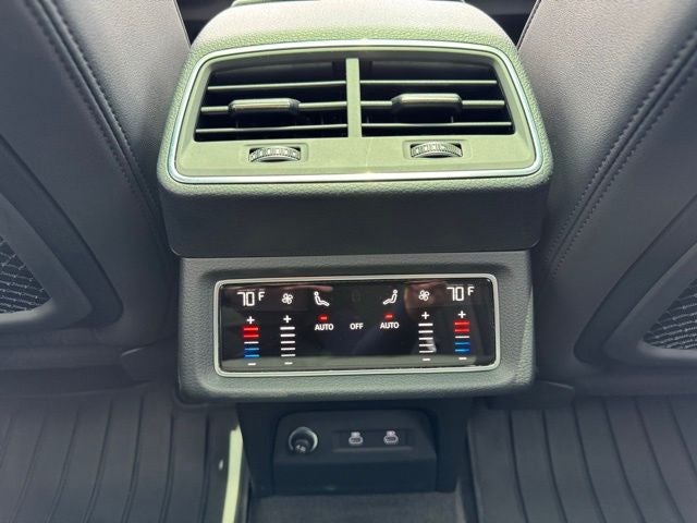 2022 Audi e-tron Premium quattro