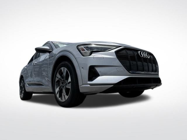 2022 Audi e-tron Premium quattro