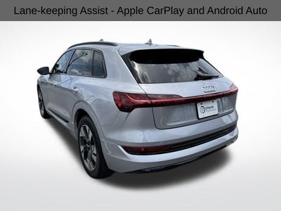 2022 Audi e-tron Premium quattro