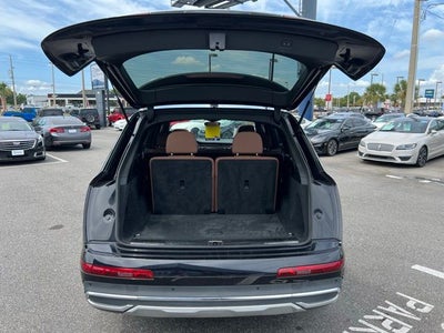 2021 Audi Q7 55 Premium quattro