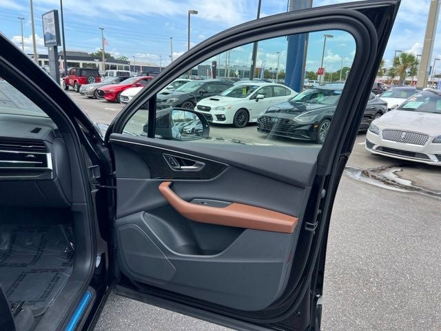 2021 Audi Q7 55 Premium quattro