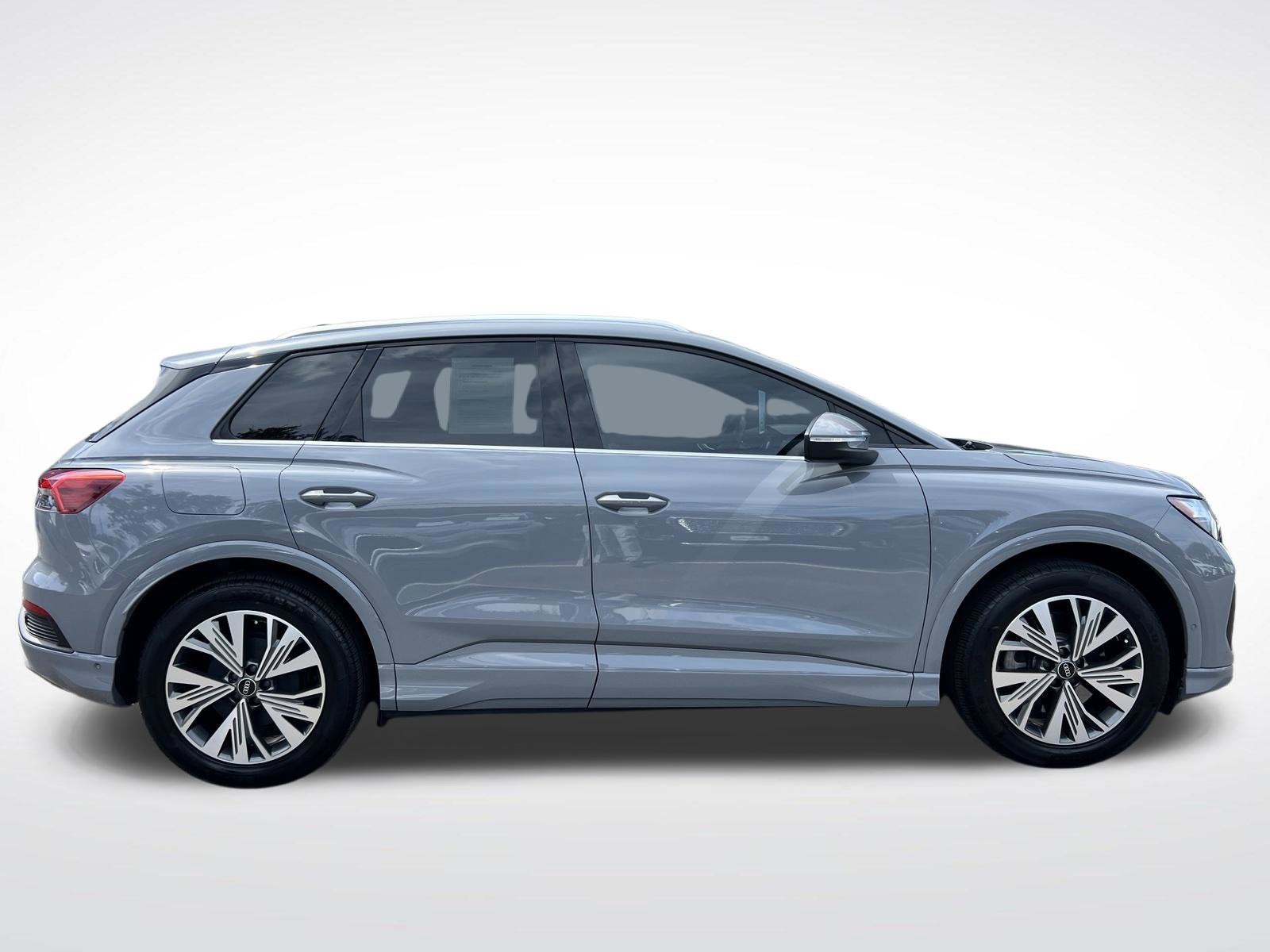 2024 Audi Q4 e-tron Premium Plus