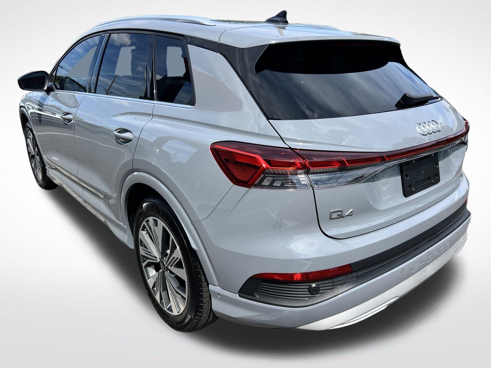 2024 Audi Q4 e-tron Premium Plus