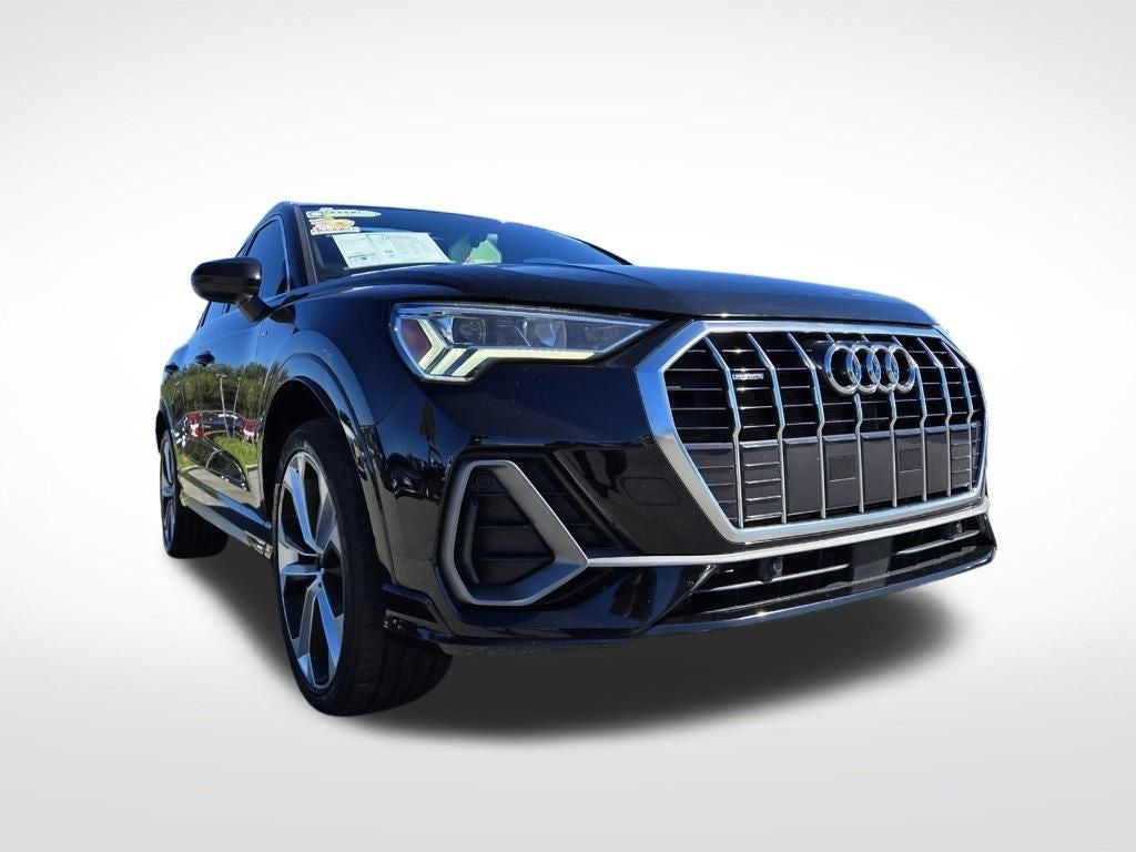 2020 Audi Q3 Premium Plus S line quattro