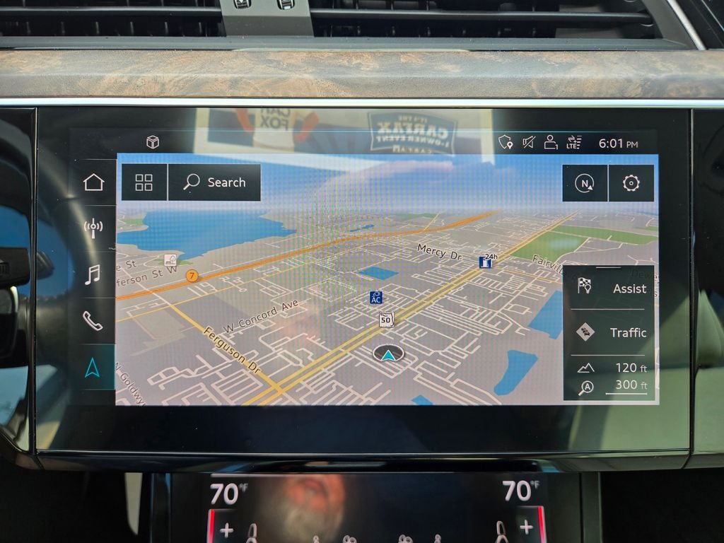 2019 Audi e-tron Premium Plus quattro