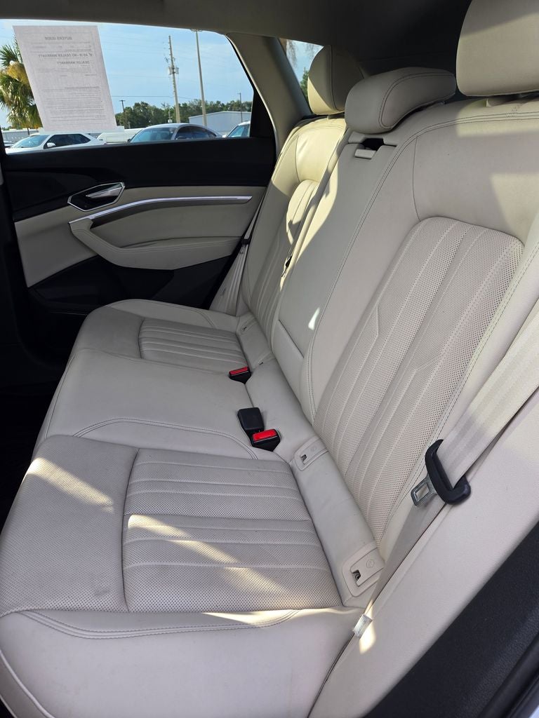2019 Audi e-tron Premium Plus quattro