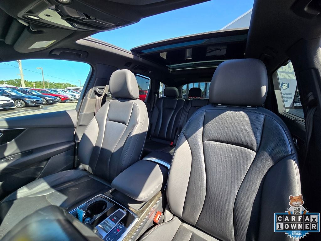 2022 Audi Q7 45 Premium Plus quattro