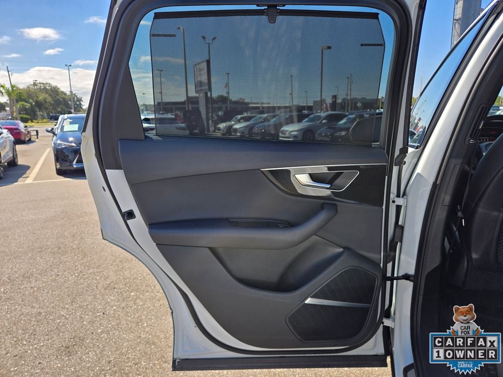 2022 Audi Q7 45 Premium Plus quattro