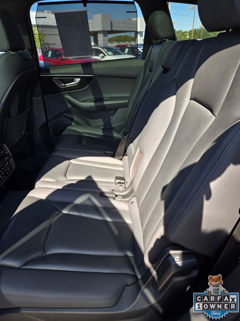 2022 Audi Q7 45 Premium Plus quattro