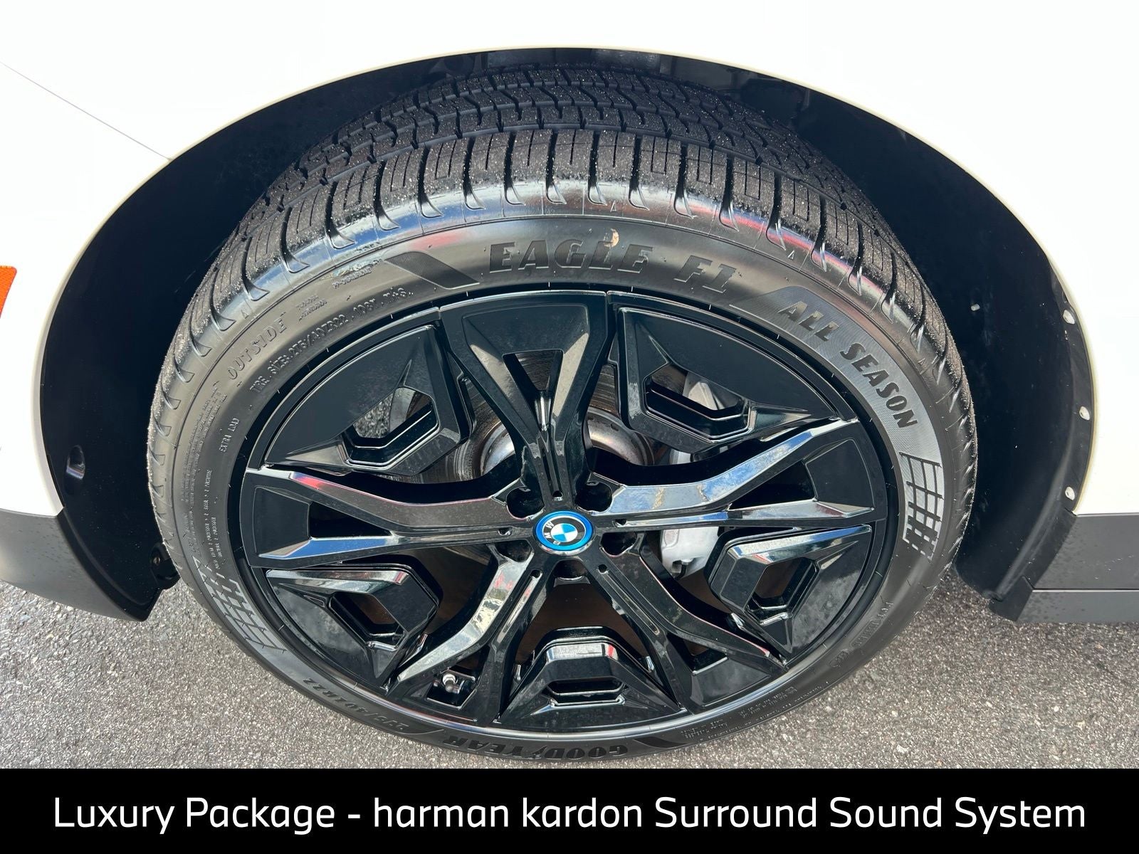 2024 BMW iX xDrive50