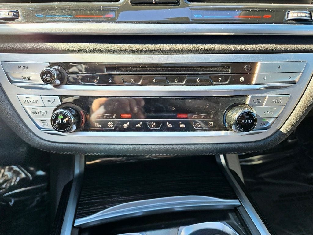 2018 BMW 7 Series 740e xDrive iPerformance