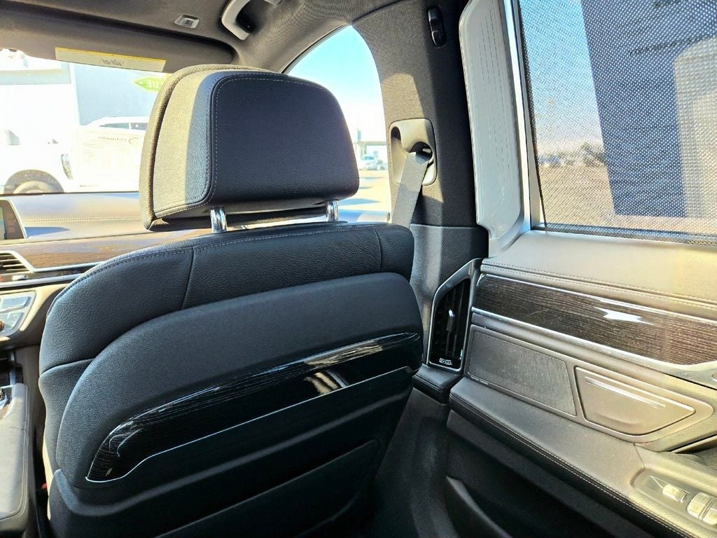 2018 BMW 7 Series 740e xDrive iPerformance