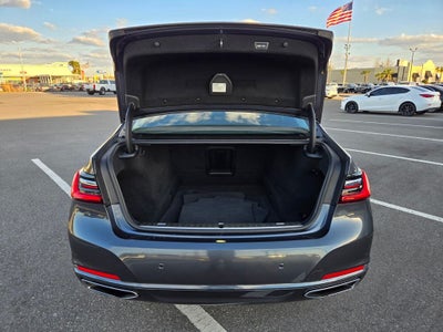 2020 BMW 7 Series 740i