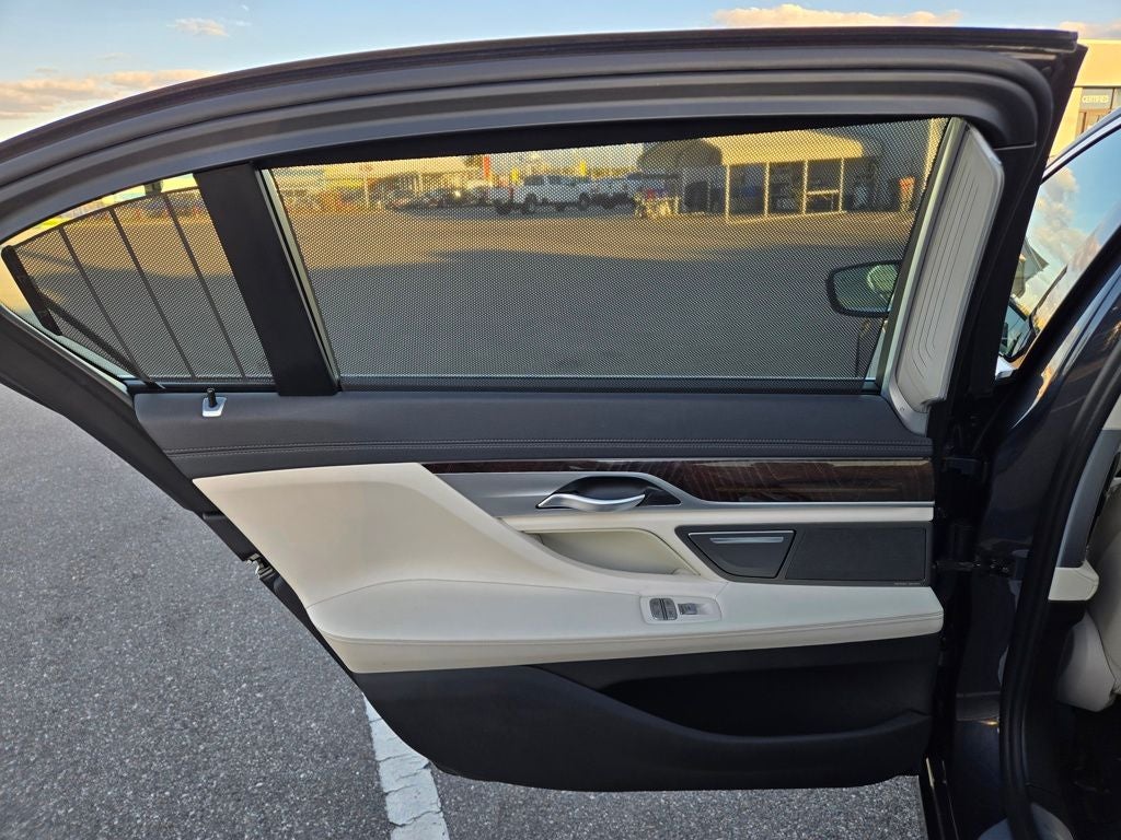 2020 BMW 7 Series 740i