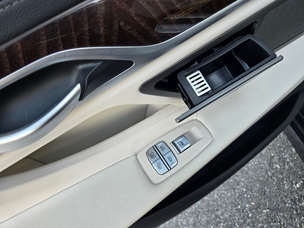 2020 BMW 7 Series 740i