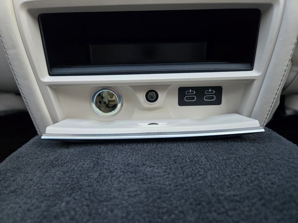 2020 BMW 7 Series 740i