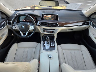 2020 BMW 7 Series 740i
