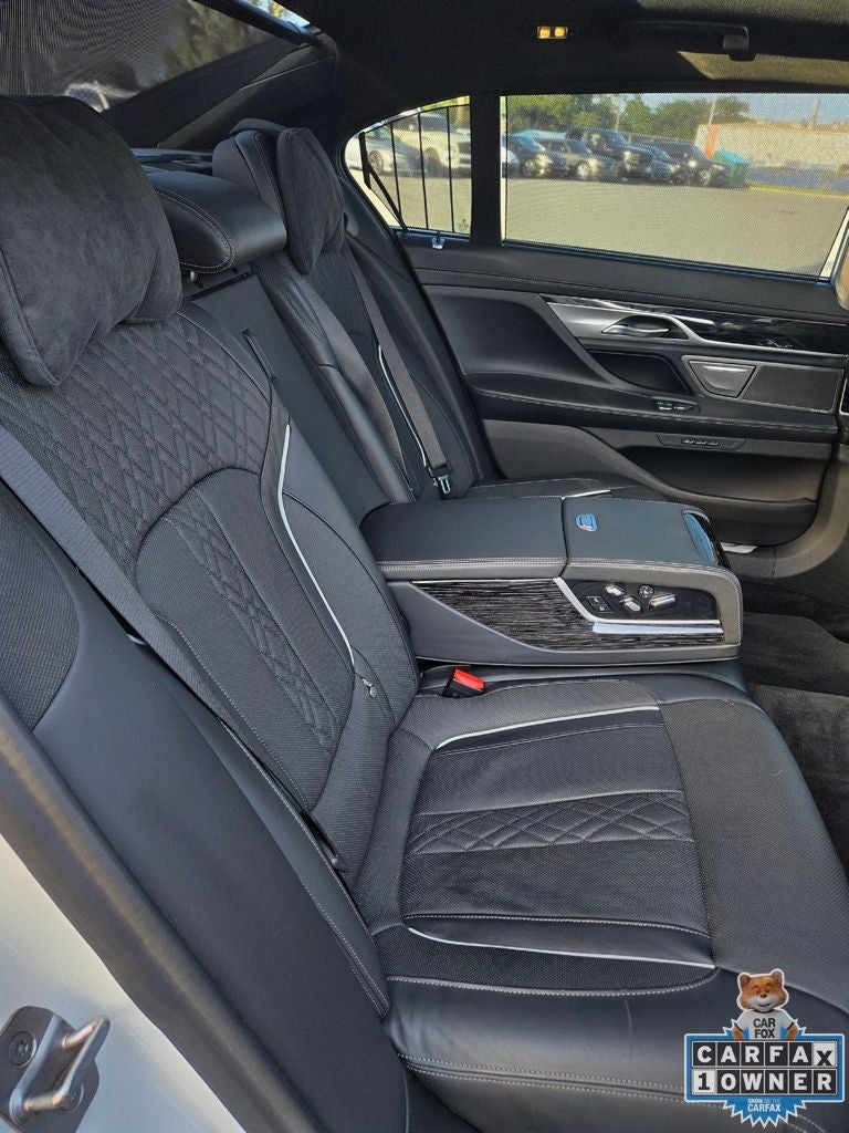 2022 BMW 7 Series 750i xDrive