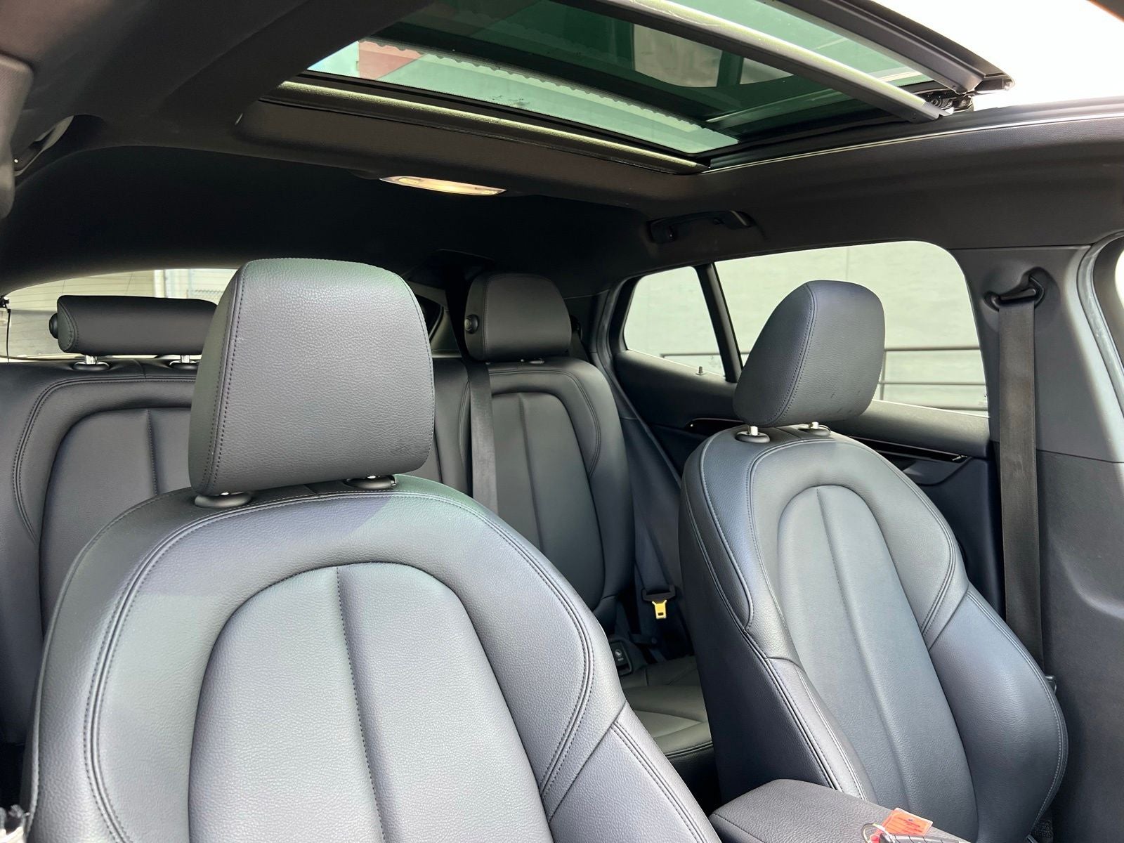 2023 BMW X2 sDrive28i
