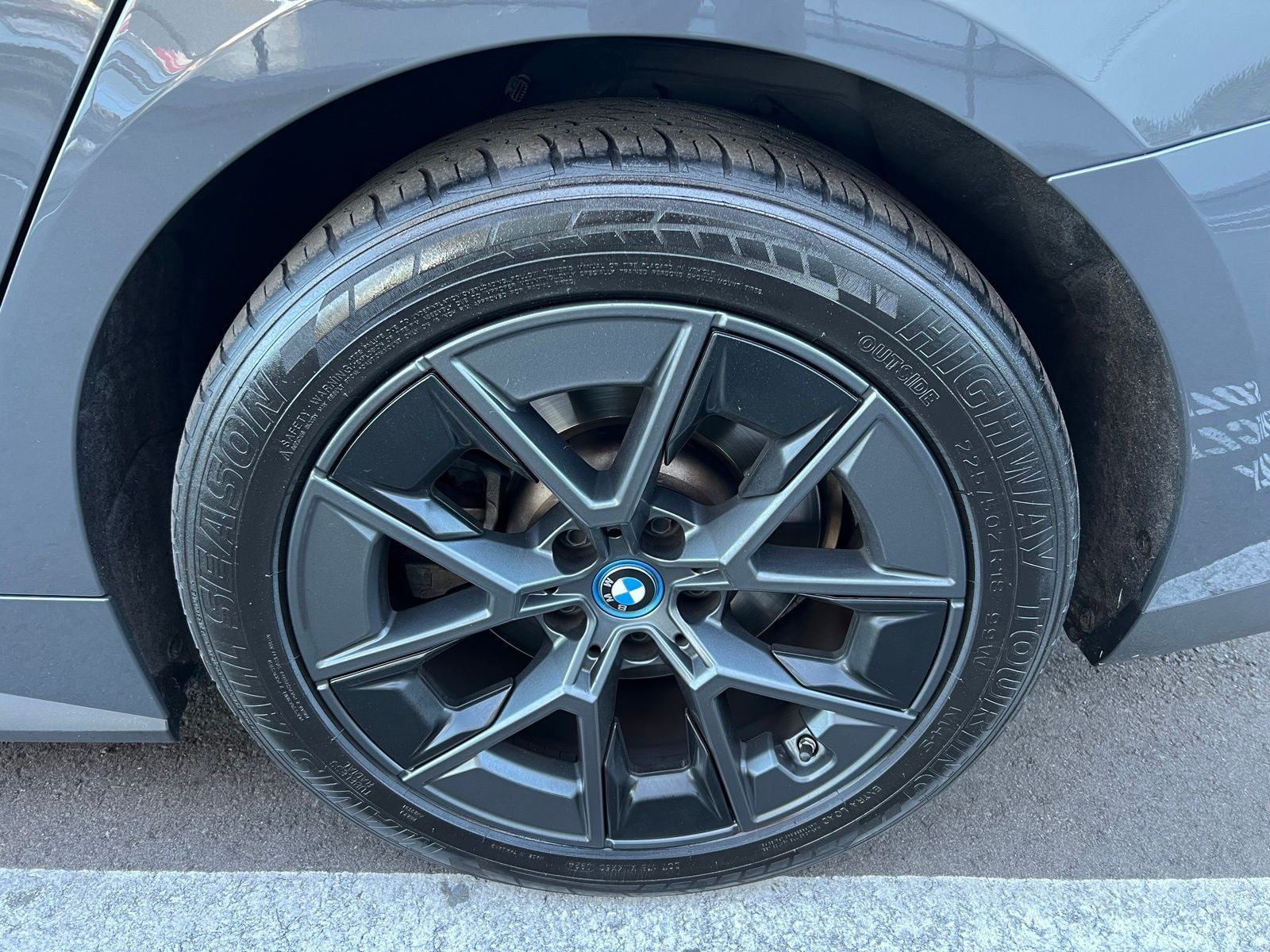 2023 BMW i4 eDrive35