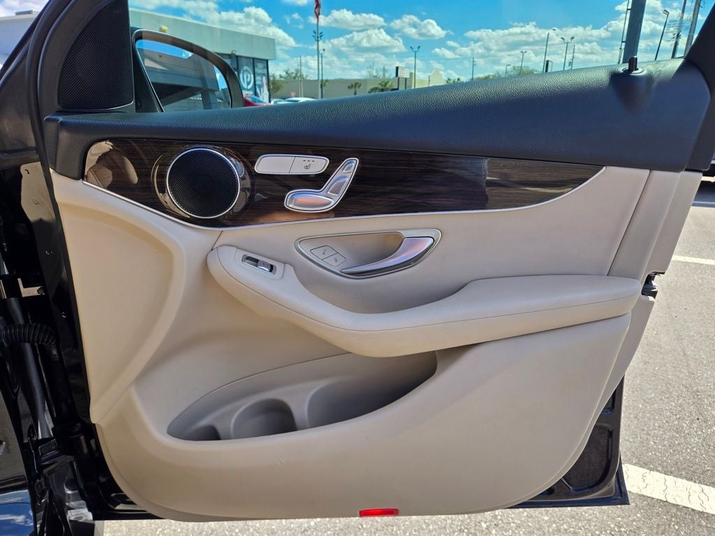 2019 Mercedes-Benz GLC GLC 300