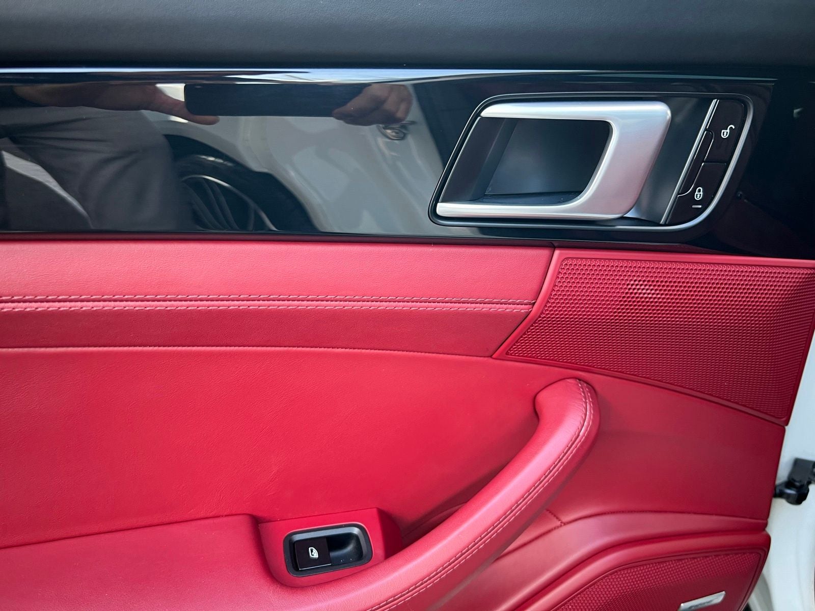 2018 Porsche Panamera 4S