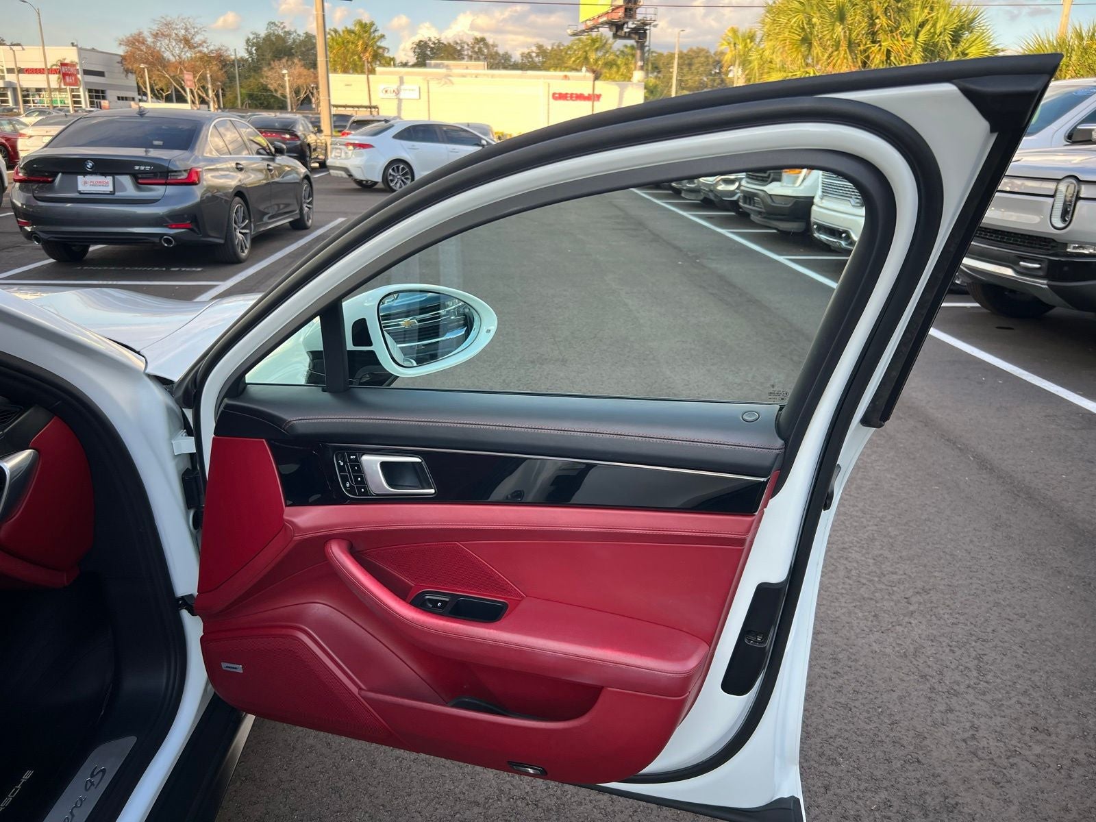 2018 Porsche Panamera 4S