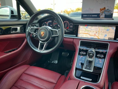 2018 Porsche Panamera 4S