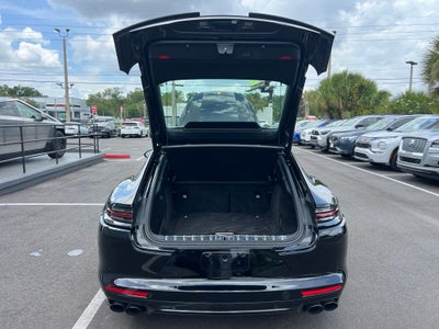 2020 Porsche Panamera GTS