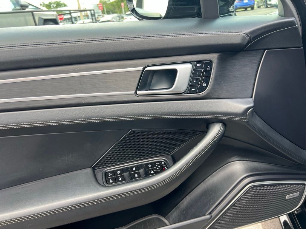 2020 Porsche Panamera GTS
