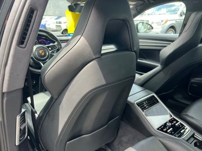 2020 Porsche Panamera GTS