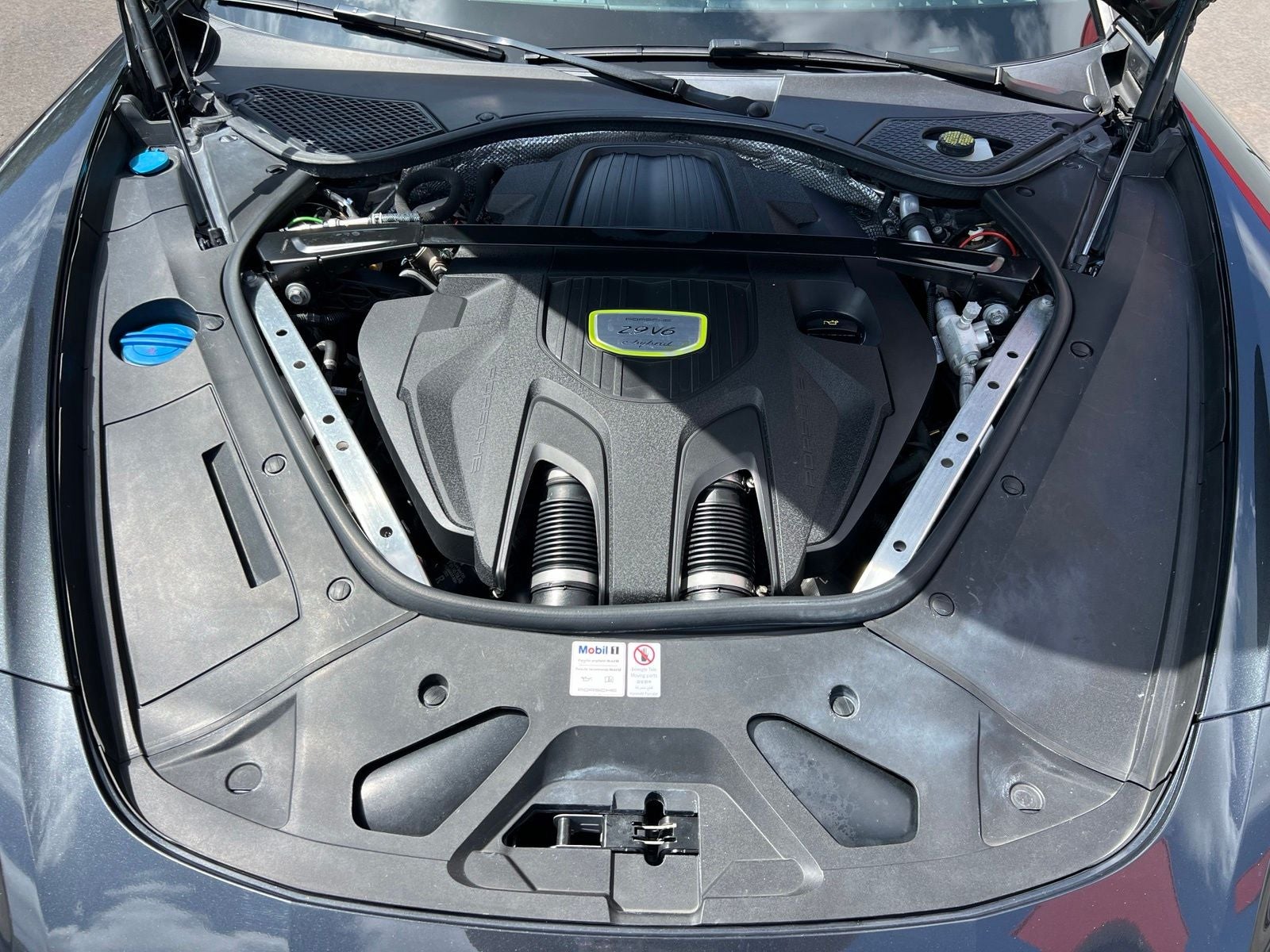 2020 Porsche Panamera E-Hybrid 4 Executive