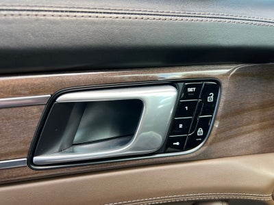 2020 Porsche Panamera E-Hybrid 4 Executive