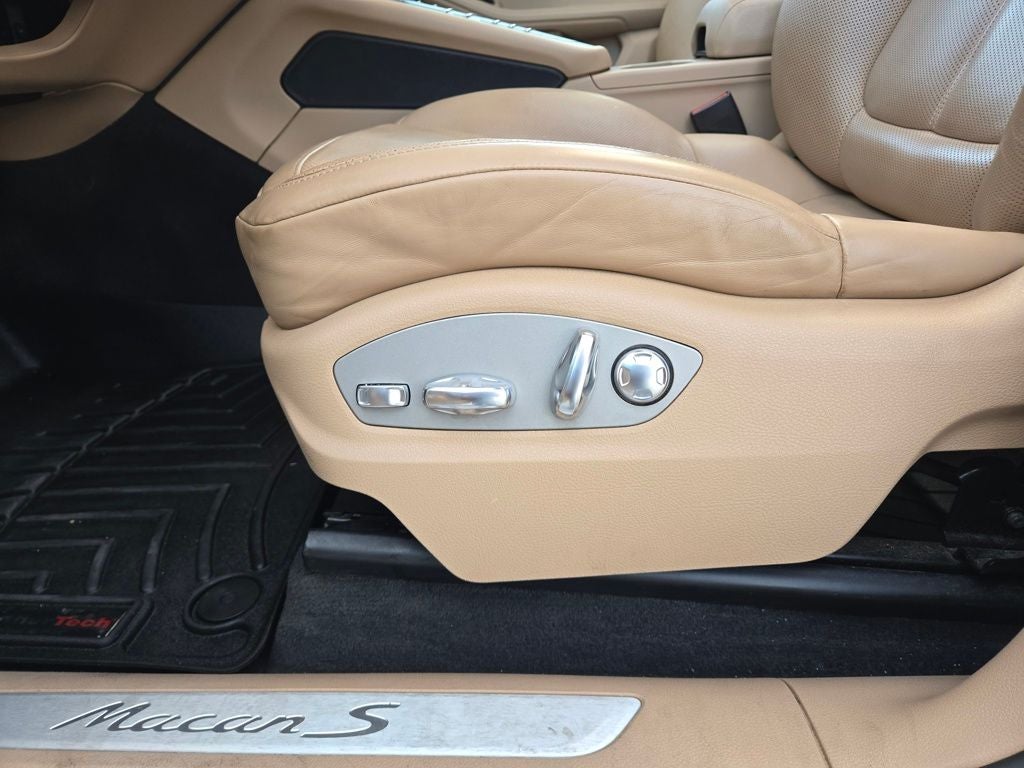 2020 Porsche Macan S