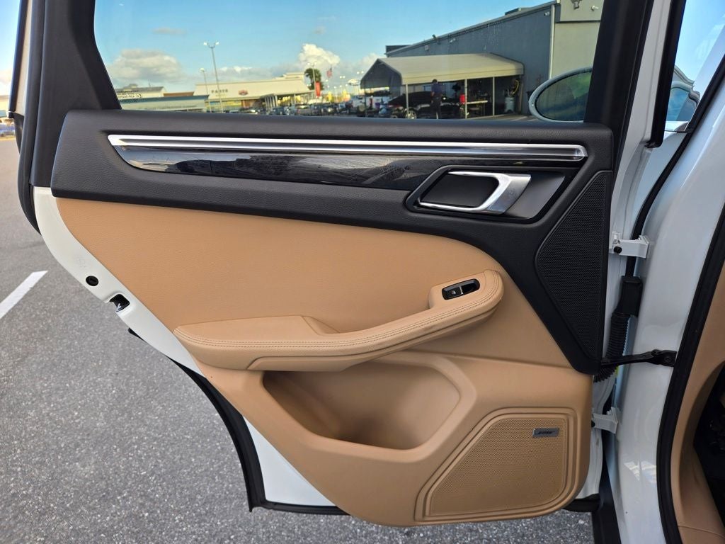 2020 Porsche Macan S