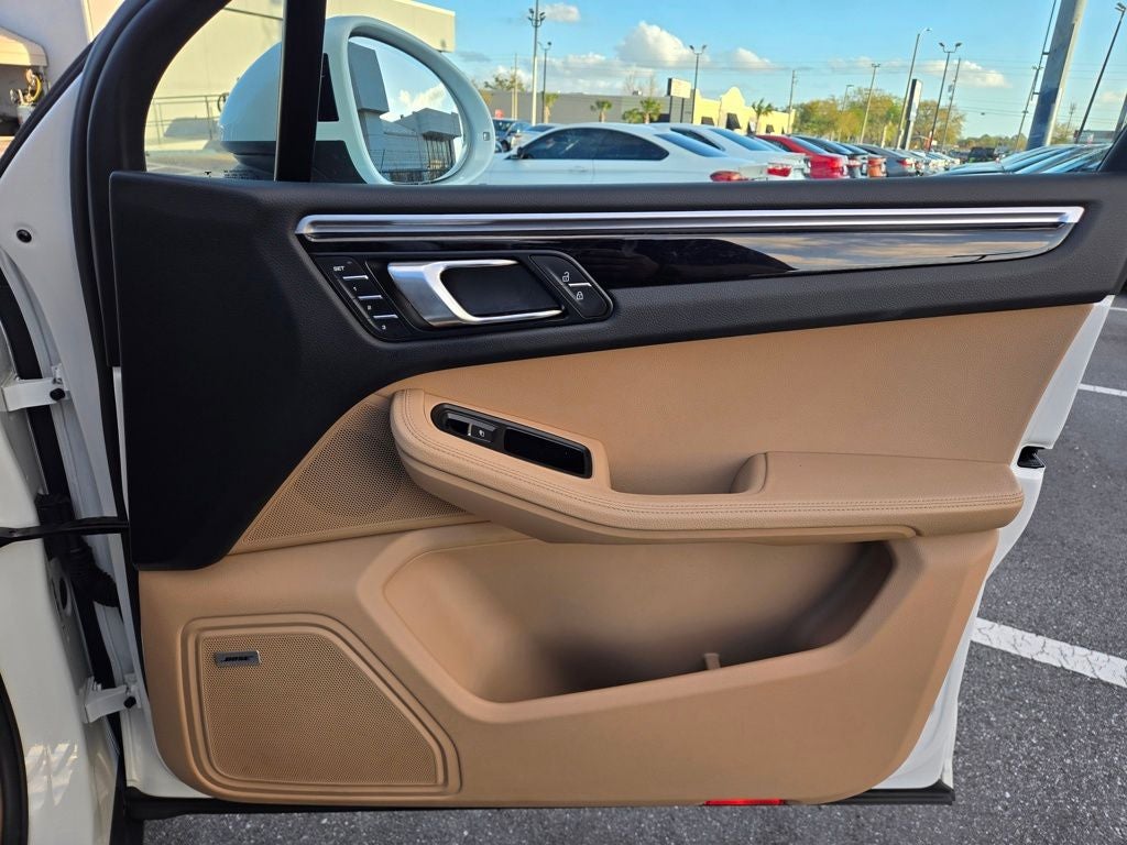 2020 Porsche Macan S