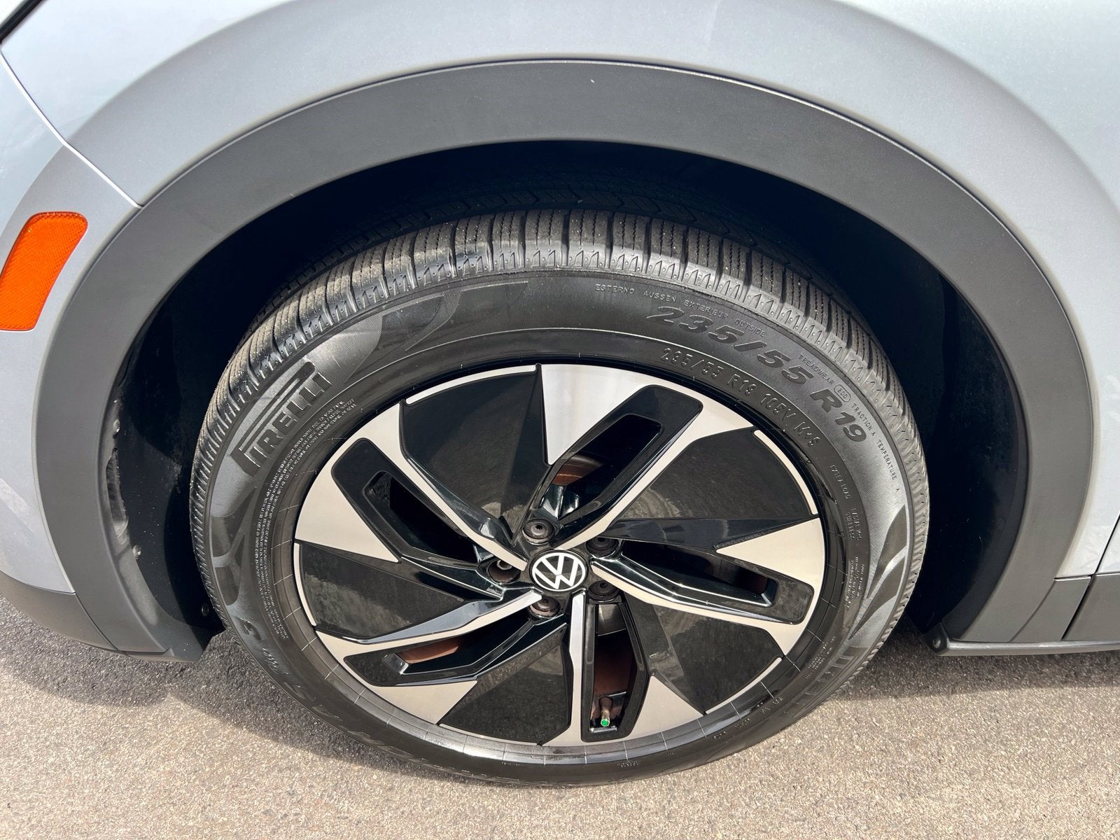 2022 Volkswagen ID.4 Pro