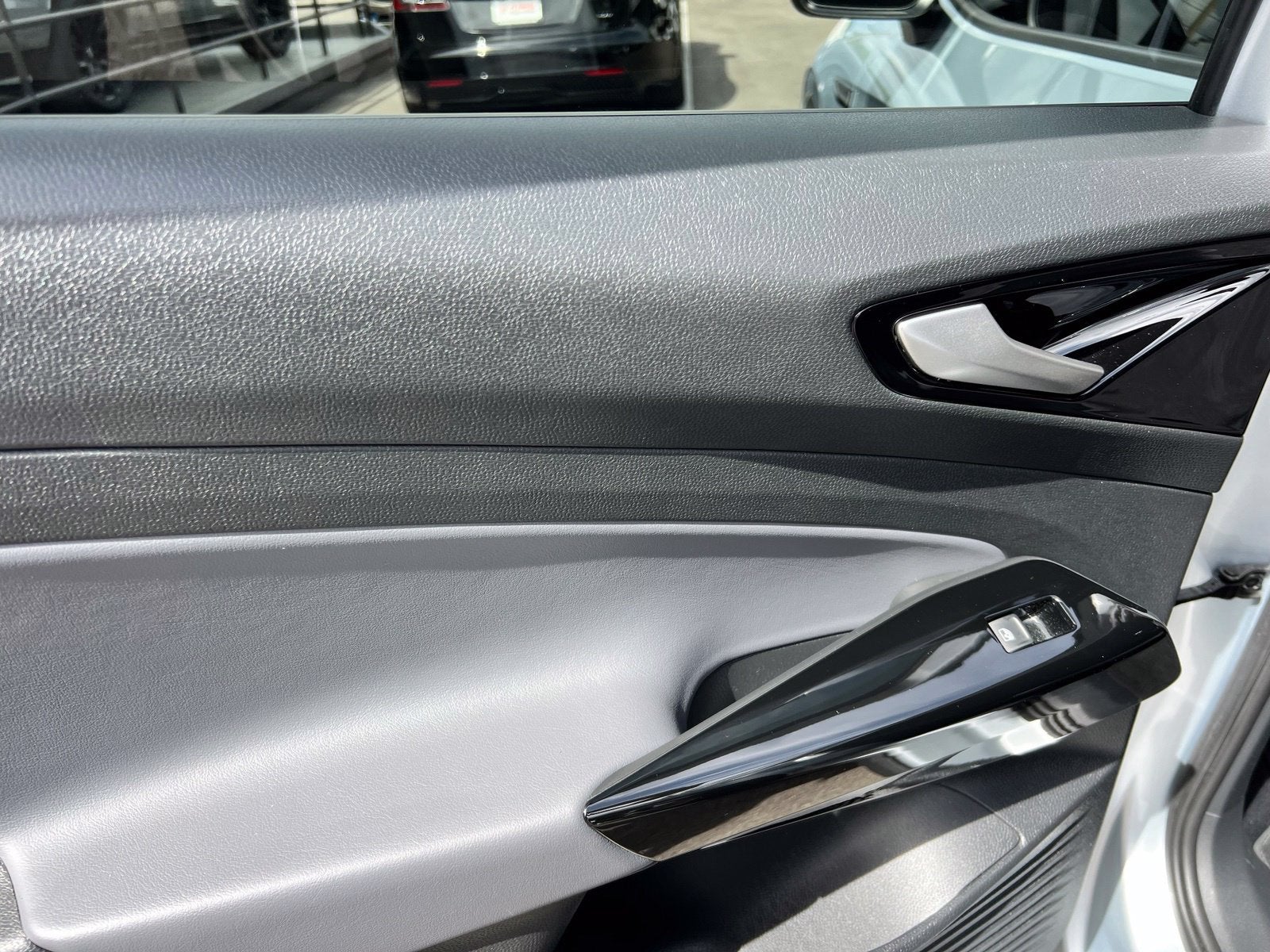 2022 Volkswagen ID.4 Pro