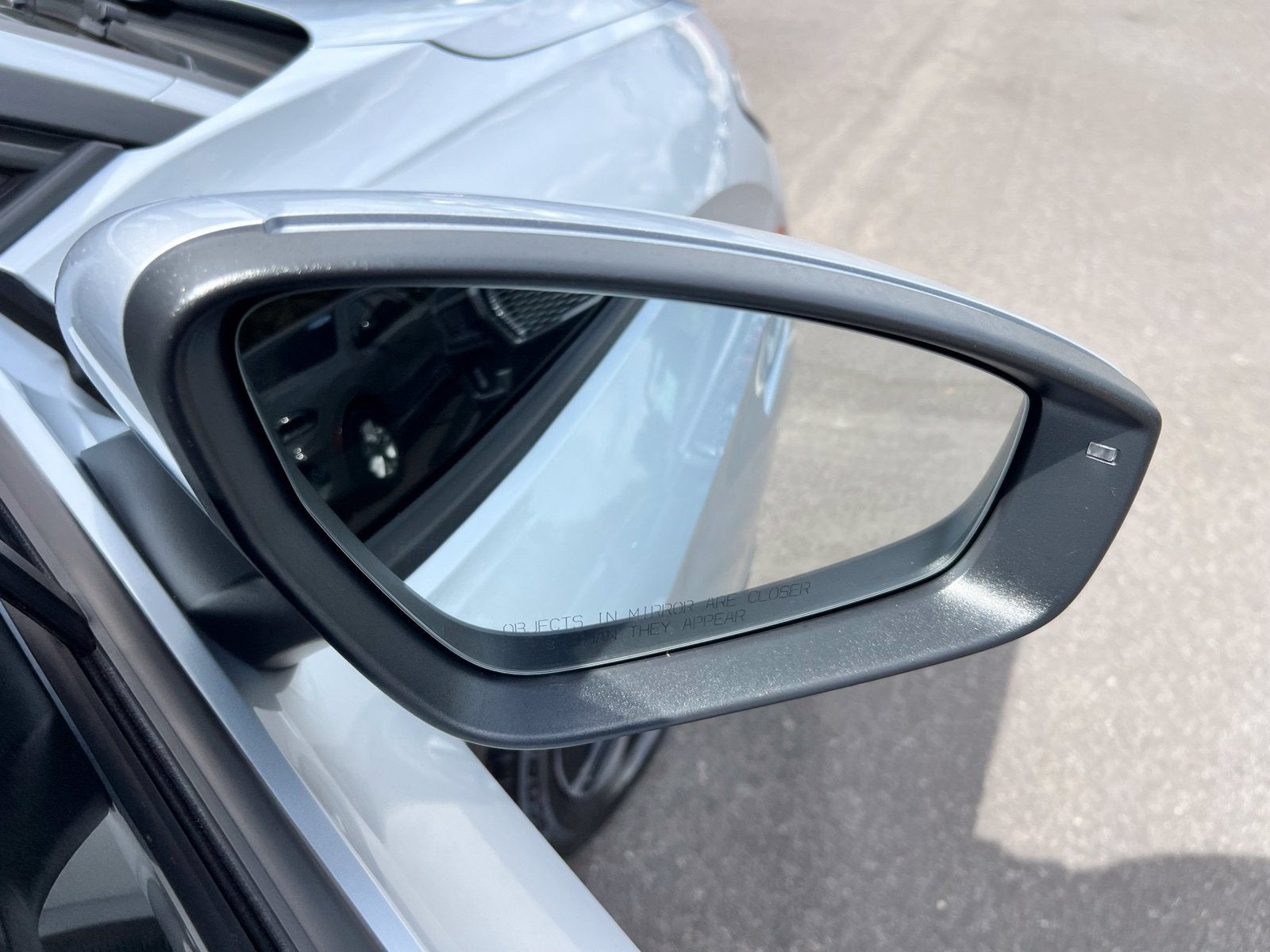 2022 Volkswagen ID.4 Pro