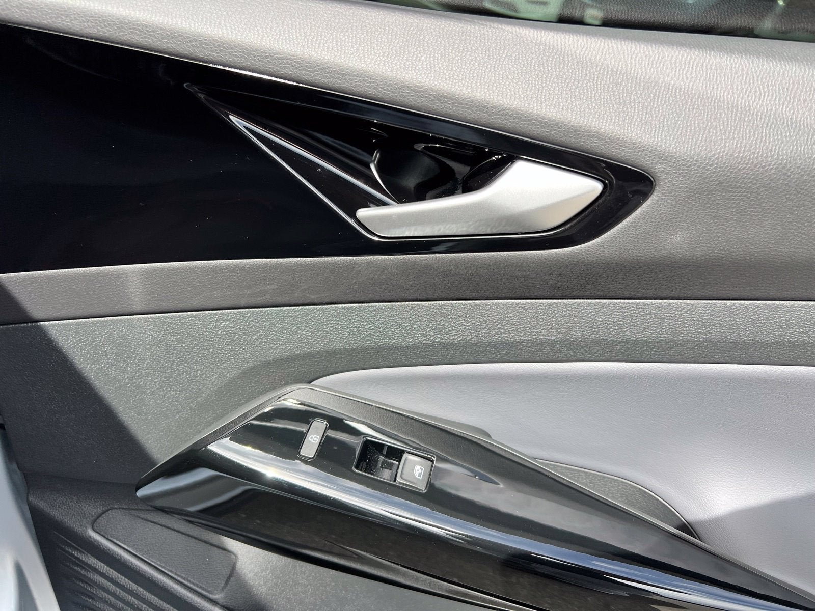 2022 Volkswagen ID.4 Pro