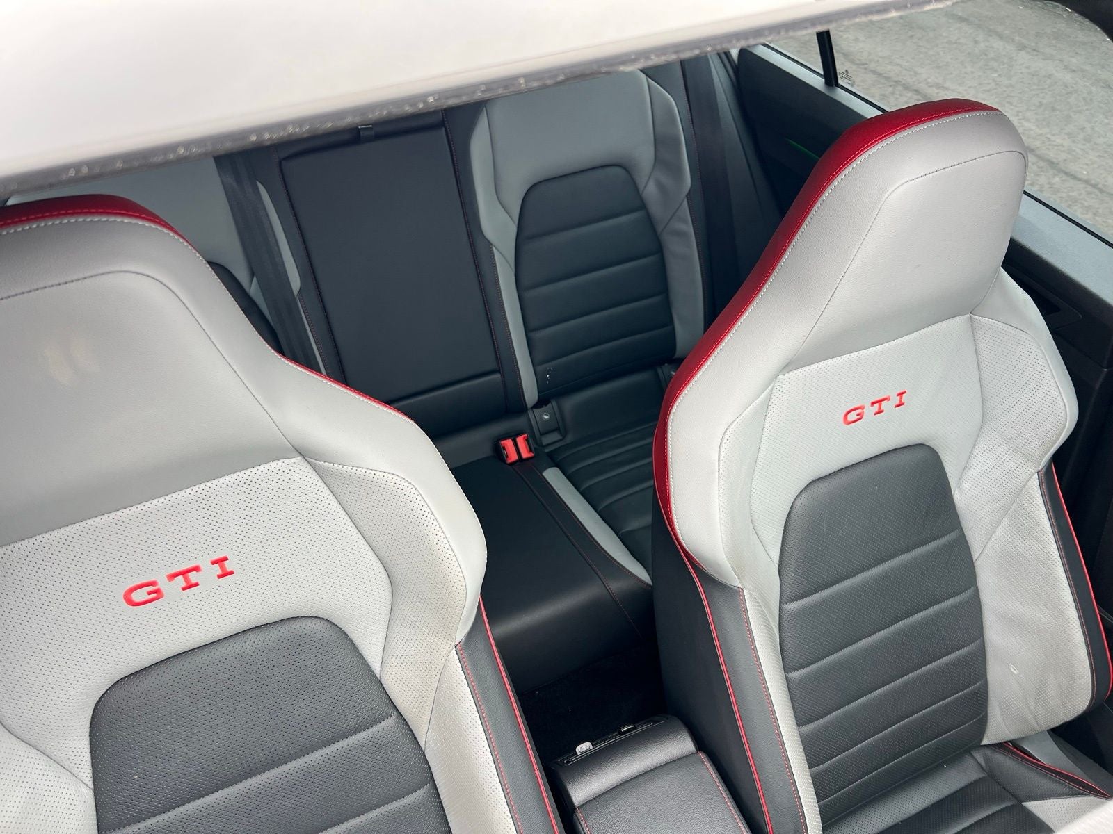 2023 Volkswagen Golf GTI Autobahn