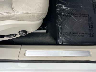 2022 Volvo XC90 T5 Momentum