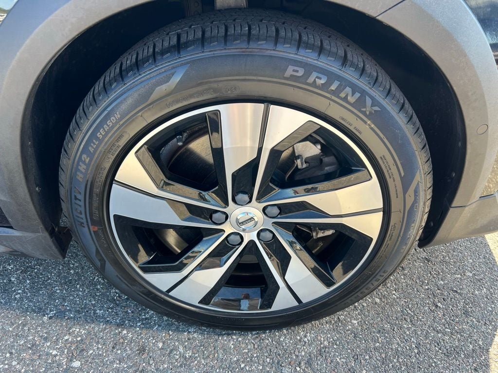 2020 Volvo V60 Cross Country T5