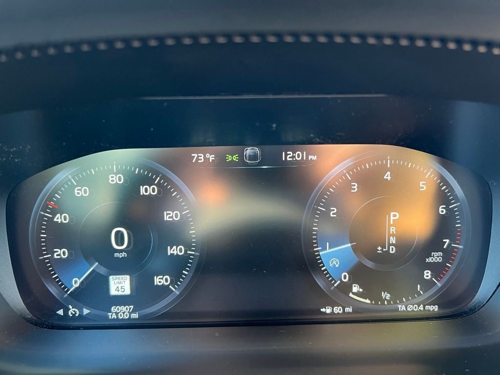 2020 Volvo V60 Cross Country T5